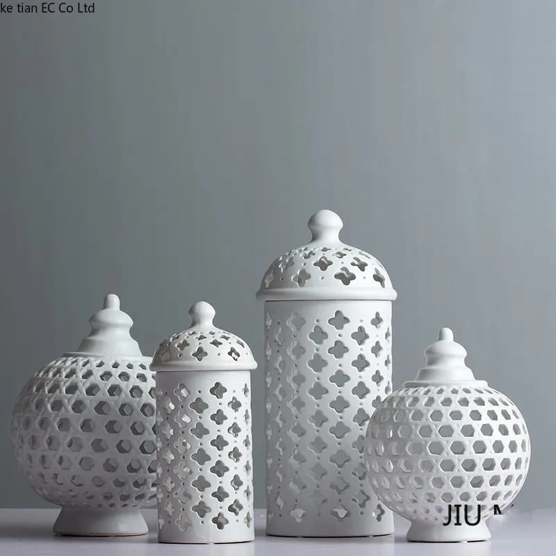 Hollow Circle Tube Storage Tank Jar White Ceramic Flower Vase Decoration Candle Holder Multi-Function Room Accessories
Hollow Circle Tube Storage Tank Jar White Ceramic Flower Vase Decoration Candle Holder Multi-Function Room Accessories