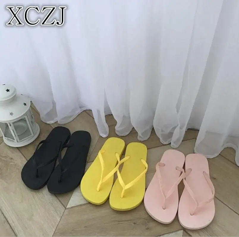 XCZJ Flip-flop female summer Korean student fashion wild wear flat cute cartoon flip-flop sandals and slippers beach shoes
XCZJ Flip-flop female summer Korean student fashion wild wear flat cute cartoon flip-flop sandals and slippers beach shoes