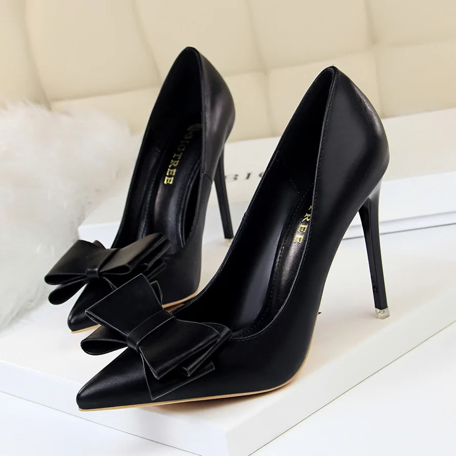 Fashion Women Pumps Sexy Stiletto High Heels Ladies Shoes Solid Wedding Shoes Red Bottoms Women Shoes Bow Scarpe Donna Plus Size
Fashion Women Pumps Sexy Stiletto High Heels Ladies Shoes Solid Wedding Shoes Red Bottoms Women Shoes Bow Scarpe Donna Plus Size