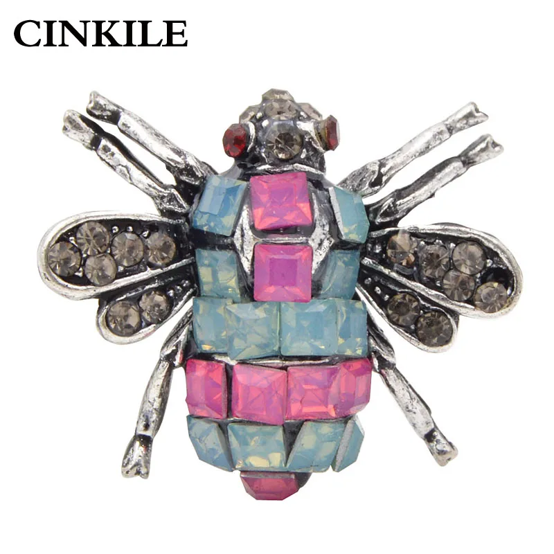 CINKILE Rhinestone Rhinestone Small Bee Pin Brooches for Women Collar Brooch Pin Vintage Multi-color Honeybee Jewelry Good Gift
CINKILE Rhinestone Rhinestone Small Bee Pin Brooches for Women Collar Brooch Pin Vintage Multi-color Honeybee Jewelry Good Gift