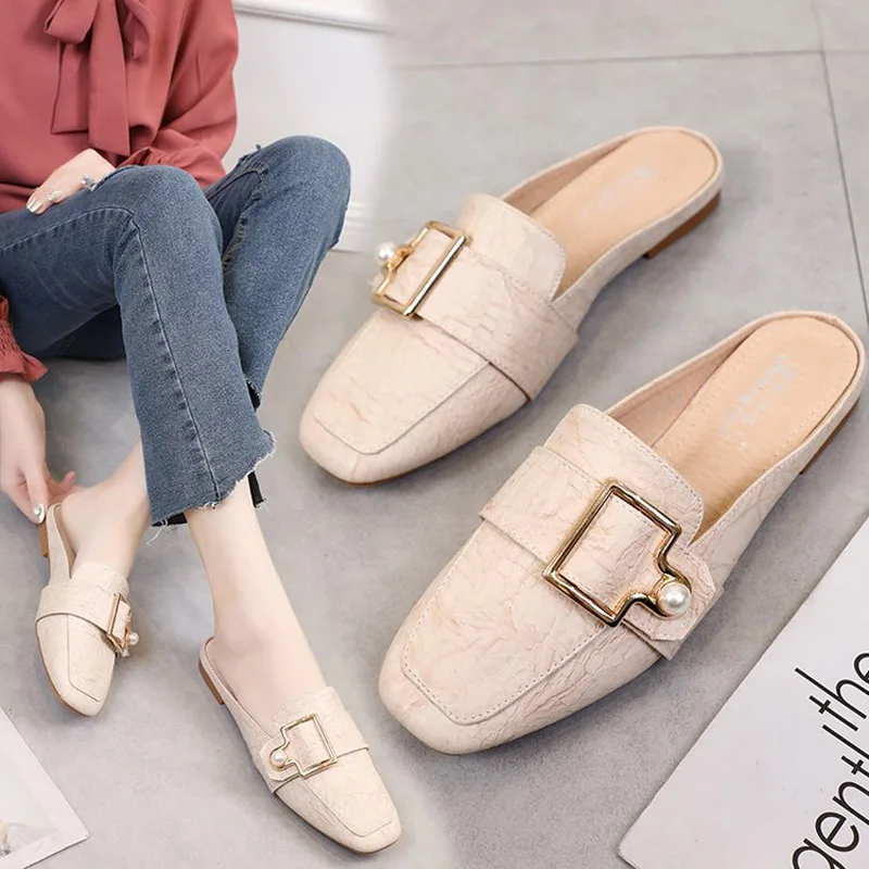 2019 new Women Brand Slippers lady Slides Pearl Buckle Mules Square Toe low heel Wedges Sandals walking sneakers
2019 new Women Brand Slippers lady Slides Pearl Buckle Mules Square Toe low heel Wedges Sandals walking sneakers