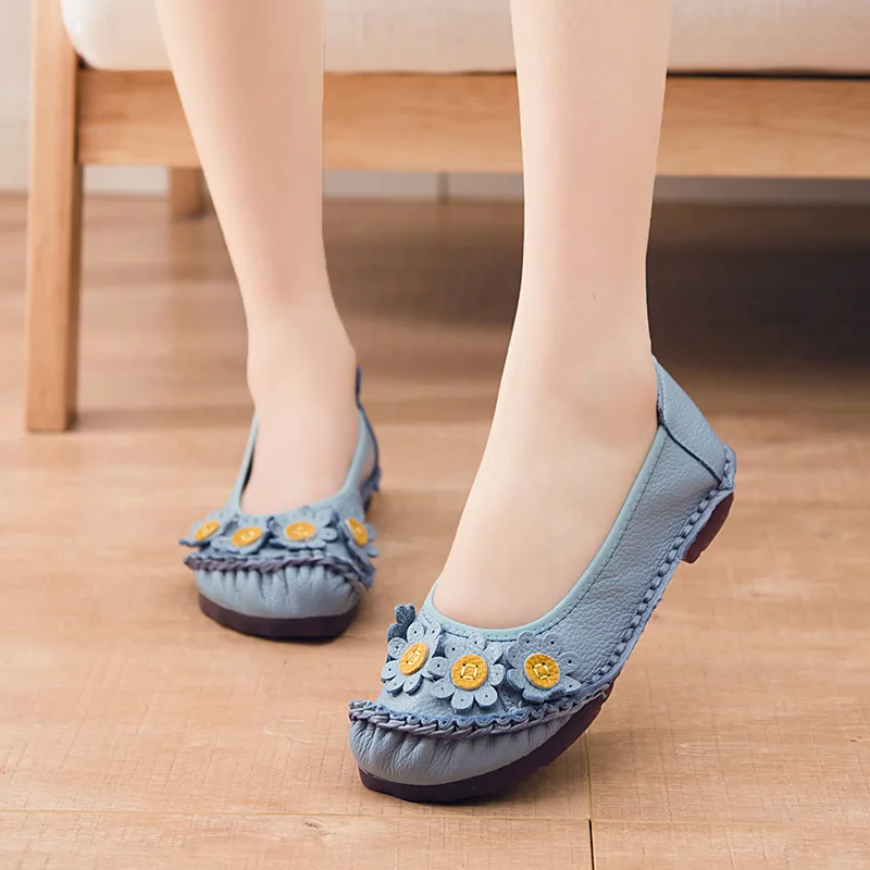 Women Shoes Flats Fashion Loafers Flowers Leather Shoes Woman Slip-on Shallow Breathable Soft Bottom Mother Shoes Plus Size 41
Women Shoes Flats Fashion Loafers Flowers Leather Shoes Woman Slip-on Shallow Breathable Soft Bottom Mother Shoes Plus Size 41