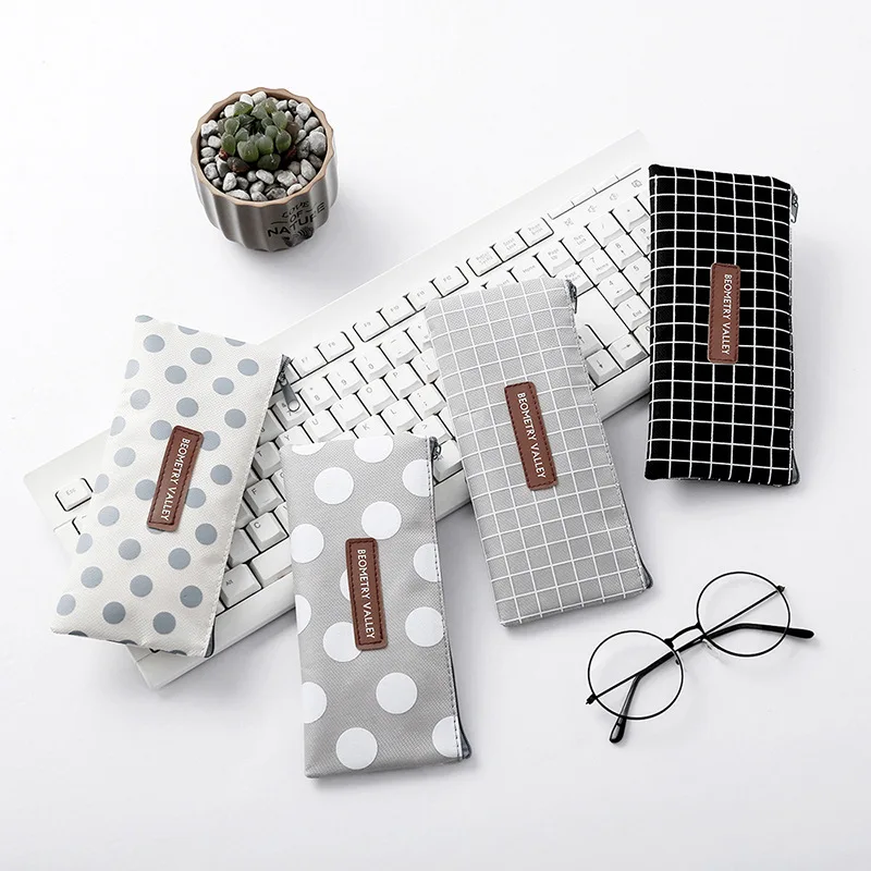 Fresh Dot Lattice Pencil Case Cute Canvas pencil bag Stationery Pouch for kids gift School Supplies Zakka escolar
Fresh Dot Lattice Pencil Case Cute Canvas pencil bag Stationery Pouch for kids gift School Supplies Zakka escolar