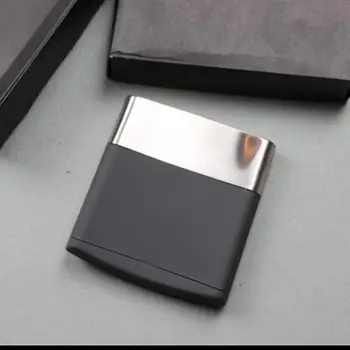 Creative Stainless Steel Cigarette Case Can Put 10Pcs Cigarettes Metal Cigarette Box
Creative Stainless Steel Cigarette Case Can Put 10Pcs Cigarettes Metal Cigarette Box