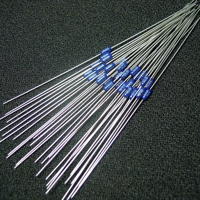 Original new 100% RLR05C 1.5K 0.125W OFC 2x5 American precision audio resistor (Inductor)
Original new 100% RLR05C 1.5K 0.125W OFC 2x5 American precision audio resistor (Inductor)