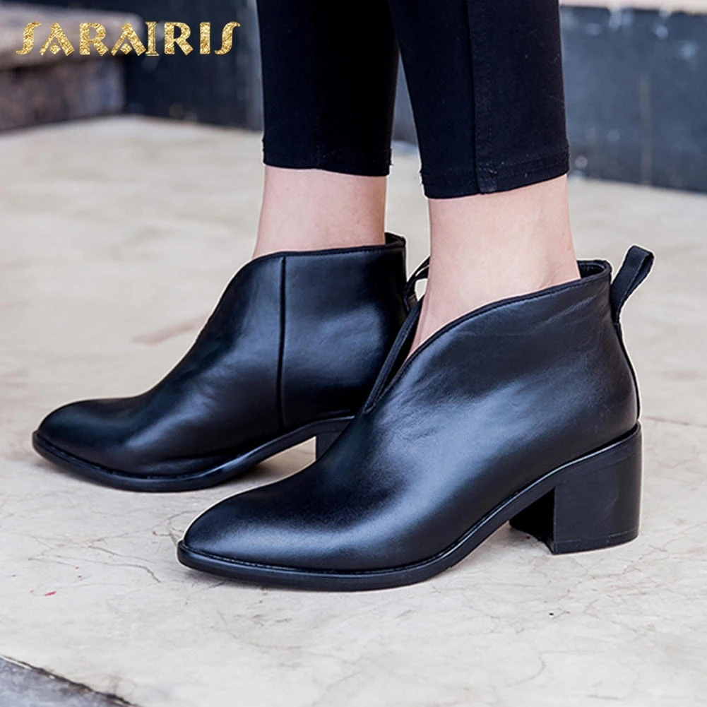 SARAIRIS New Genuine Leather Nature Cow Leather Slip On Chunky Heels Women Booties Shoes Woman Ankle Boots Female Shoe
SARAIRIS New Genuine Leather Nature Cow Leather Slip On Chunky Heels Women Booties Shoes Woman Ankle Boots Female Shoe