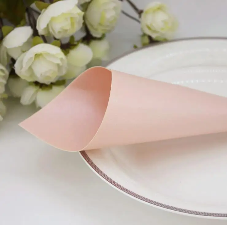 50pcs Wedding Paper Cones Box Wedding Favors Cone Candy Box Marriage Embalagem Gift Box Packaging Pearl Paper
50pcs Wedding Paper Cones Box Wedding Favors Cone Candy Box Marriage Embalagem Gift Box Packaging Pearl Paper