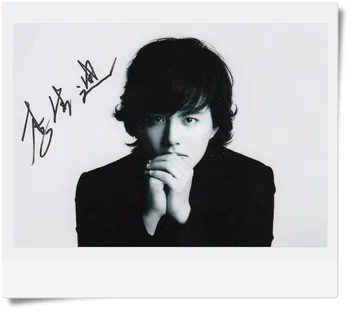 signed LI YUNDI autographed original photo 7 inches collection freeshipping 062017 5 Versions
signed LI YUNDI autographed original photo 7 inches collection freeshipping 062017 5 Versions