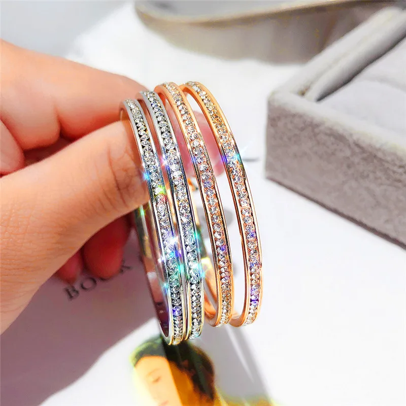 Luxury Female Big Round Circle Hoop Earrings Fashion Silver Gold Color Wedding Earrings Vintage Retro Double Earrings For Women
Luxury Female Big Round Circle Hoop Earrings Fashion Silver Gold Color Wedding Earrings Vintage Retro Double Earrings For Women