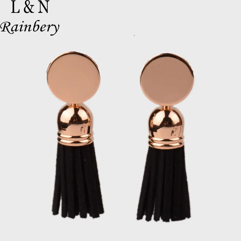 2018 Korean Fashion New Accessories Personality Long Tassel Earrings Temperament Alloy Circle Earrings For Women JE0728
2018 Korean Fashion New Accessories Personality Long Tassel Earrings Temperament Alloy Circle Earrings For Women JE0728