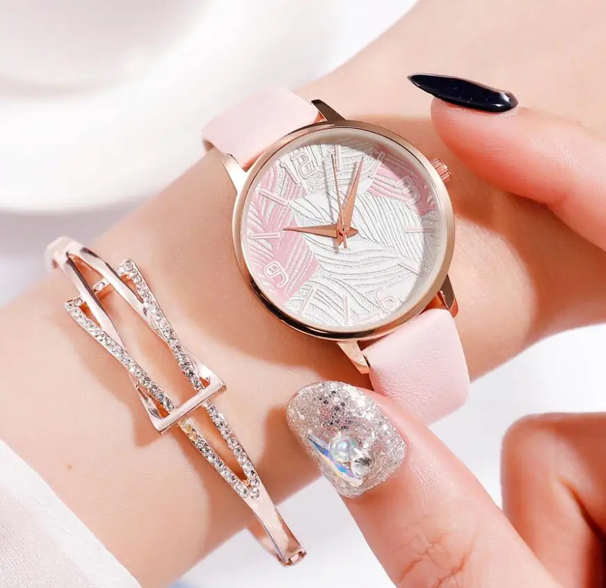 Ladies Embossed Leaves Desgin Dial Watches For Women Luxury Pink Women's Leather Wristwatches Casual Sports Clock Relogio
Ladies Embossed Leaves Desgin Dial Watches For Women Luxury Pink Women's Leather Wristwatches Casual Sports Clock Relogio