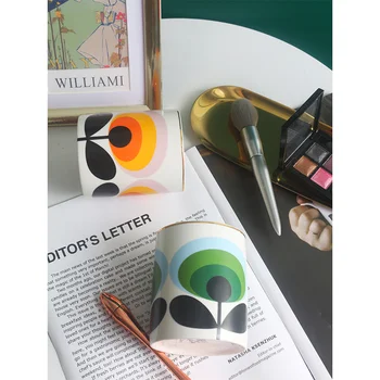 Beauty Makeup Pen Holder Ceramic Decorative Storage Jar Colorful England Olive Flower Storage Box Lovely Dressing Desk Decor
Beauty Makeup Pen Holder Ceramic Decorative Storage Jar Colorful England Olive Flower Storage Box Lovely Dressing Desk Decor