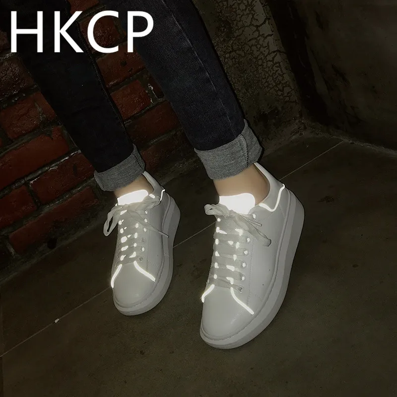 HKCP Small white shoe female 2019 spring edition han edition sponge cake luminous heighten thick bottom student sneaker C133
HKCP Small white shoe female 2019 spring edition han edition sponge cake luminous heighten thick bottom student sneaker C133