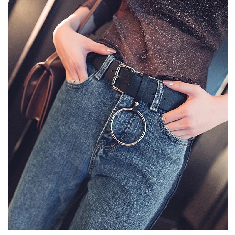 (100pc/lot) HOT Round buckle belts female leisure Jeans wild belt Silver Ring Pin metal buckle leather black strap belt women
(100pc/lot) HOT Round buckle belts female leisure Jeans wild belt Silver Ring Pin metal buckle leather black strap belt women