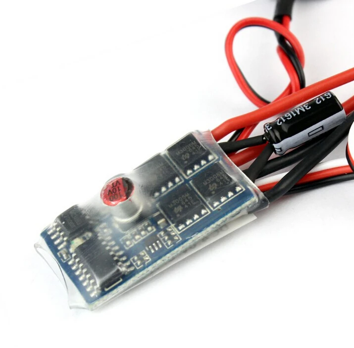 F05615 20A Brushed ESC Car Motor Speed Controller Bothway With brake function For 1/16 1/18 Car Boat
F05615 20A Brushed ESC Car Motor Speed Controller Bothway With brake function For 1/16 1/18 Car Boat