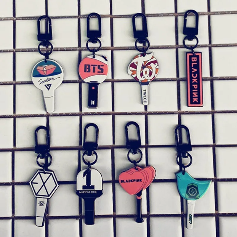 

New Hot Popular Kpop BTS Twice Blackpink Got7 EXO Logo Cute Keychain Fashion Car Keyring Key Holder Bag Pendant Accessories