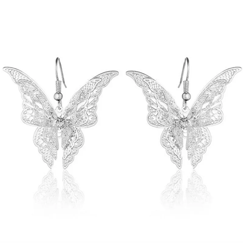1 pair New 3D Silver Plated Multilayered Hollow-out Butterfly Shaped Drop Earrings Wing Pendant Dangle Brincos For Women Jewelry
1 pair New 3D Silver Plated Multilayered Hollow-out Butterfly Shaped Drop Earrings Wing Pendant Dangle Brincos For Women Jewelry