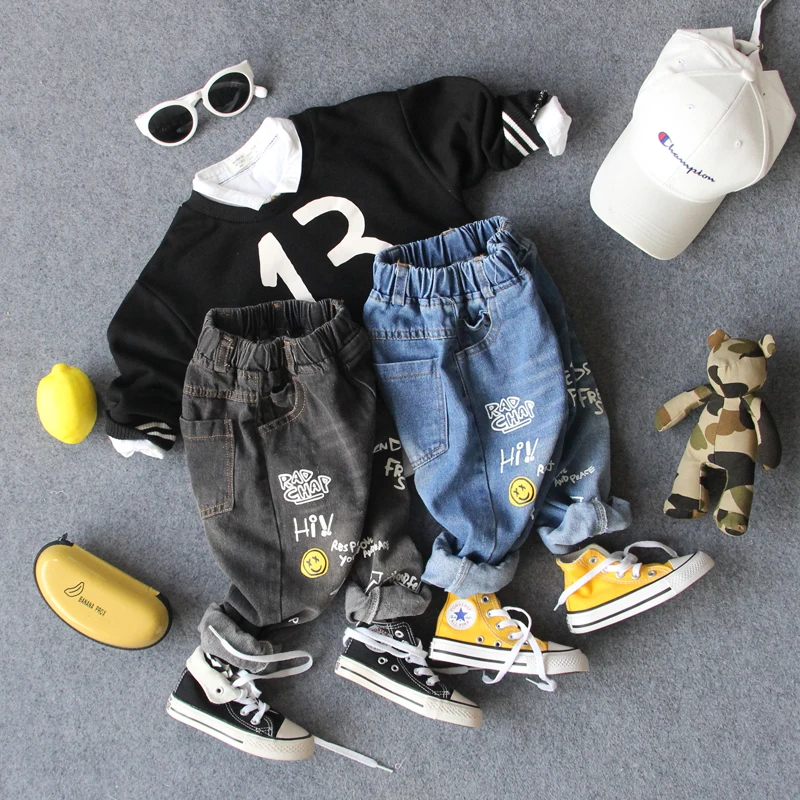new 2019 spring boys denim pants fashion style letter cartoon spring boys jeans kids clothing kids boys jeans long length
new 2019 spring boys denim pants fashion style letter cartoon spring boys jeans kids clothing kids boys jeans long length