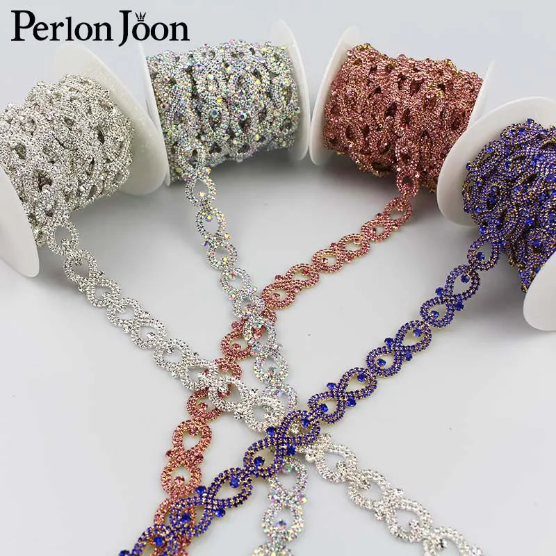 1yard 8 shap crystal Bow array decoration rhinestones trim Ribbon metal chain for dress,bag,shoes accessories ML046
1yard 8 shap crystal Bow array decoration rhinestones trim Ribbon metal chain for dress,bag,shoes accessories ML046