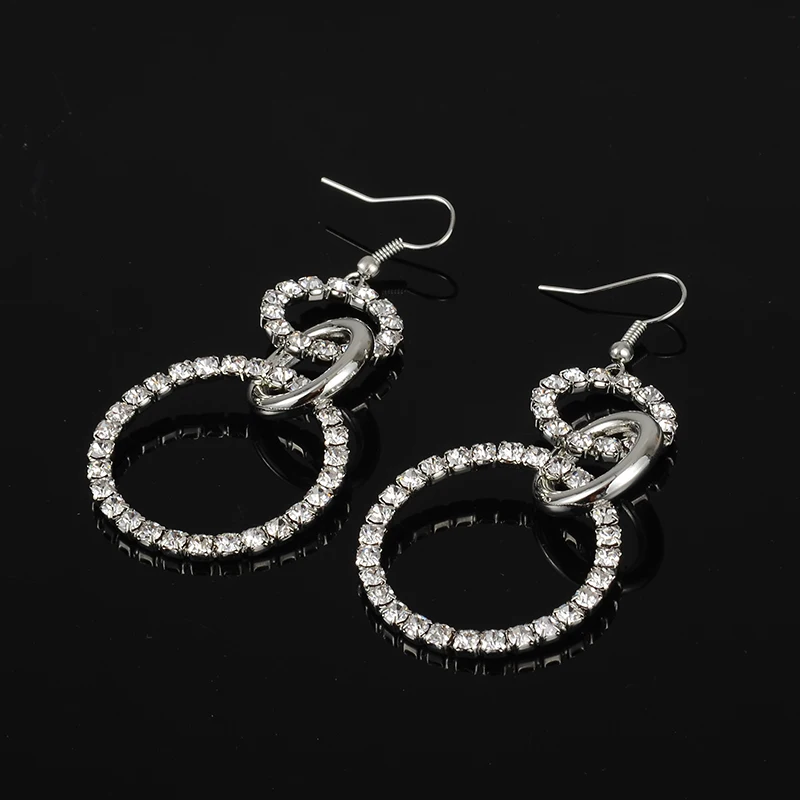 YFJEWE New fashion Austrian Crystal sliver Plated long Tassels Drop Earrings best sell for Women earrings fashion jewelry #E480
YFJEWE New fashion Austrian Crystal sliver Plated long Tassels Drop Earrings best sell for Women earrings fashion jewelry #E480