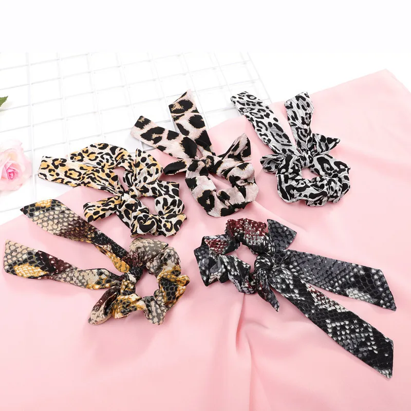 Free shippping Fashion women Leopard/Snake printed ribbon hair scrunchies gum elegant Hair Tie Accessories color Ponytail Holder
Free shippping Fashion women Leopard/Snake printed ribbon hair scrunchies gum elegant Hair Tie Accessories color Ponytail Holder