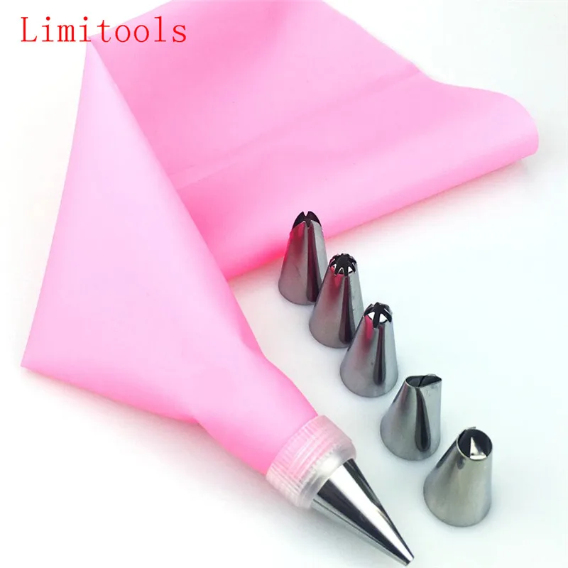 8 PCS/set Silicone Kitchen Accessories Icing Piping Cream Pink Pastry Bag + 6 Stainless Steel Nozzle DIY Cake Decorating Tips
8 PCS/set Silicone Kitchen Accessories Icing Piping Cream Pink Pastry Bag + 6 Stainless Steel Nozzle DIY Cake Decorating Tips