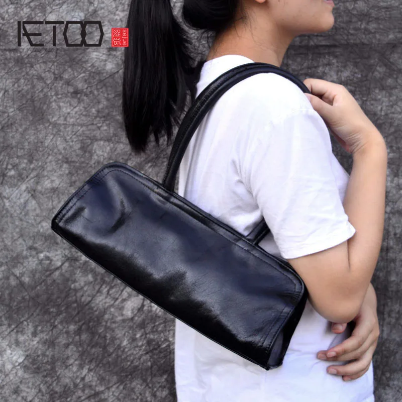 AETOO Original retro female bag cross section rectangular shoulder bag leather mobile hand lady simple wild female bag
AETOO Original retro female bag cross section rectangular shoulder bag leather mobile hand lady simple wild female bag