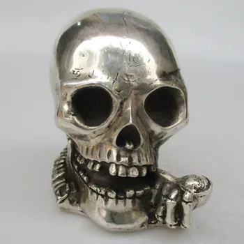 Christmas ornaments + Antique Silver bronze sculpture trumpet, skull crutches carvings sculpture, free delivery
Christmas ornaments + Antique Silver bronze sculpture trumpet, skull crutches carvings sculpture, free delivery