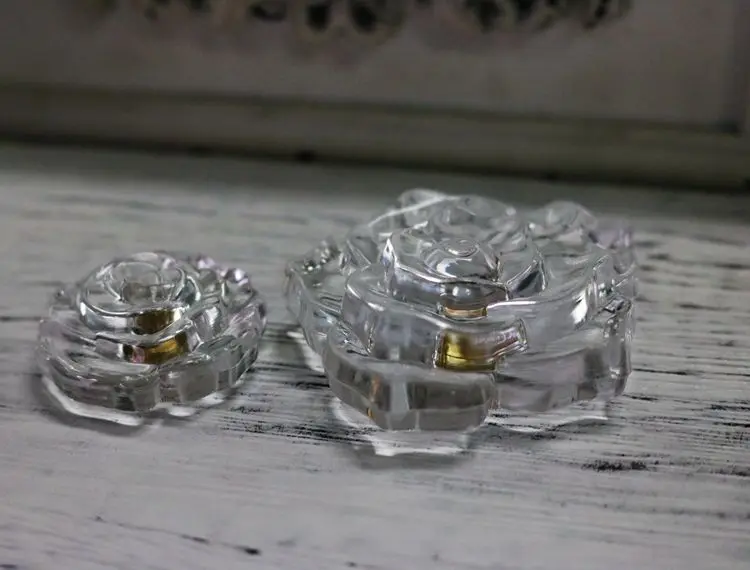 10PCS Acrylic Rose Flower Cabinet Knob Drawer Cupboard Door Handles Closet Dresser pulls
10PCS Acrylic Rose Flower Cabinet Knob Drawer Cupboard Door Handles Closet Dresser pulls