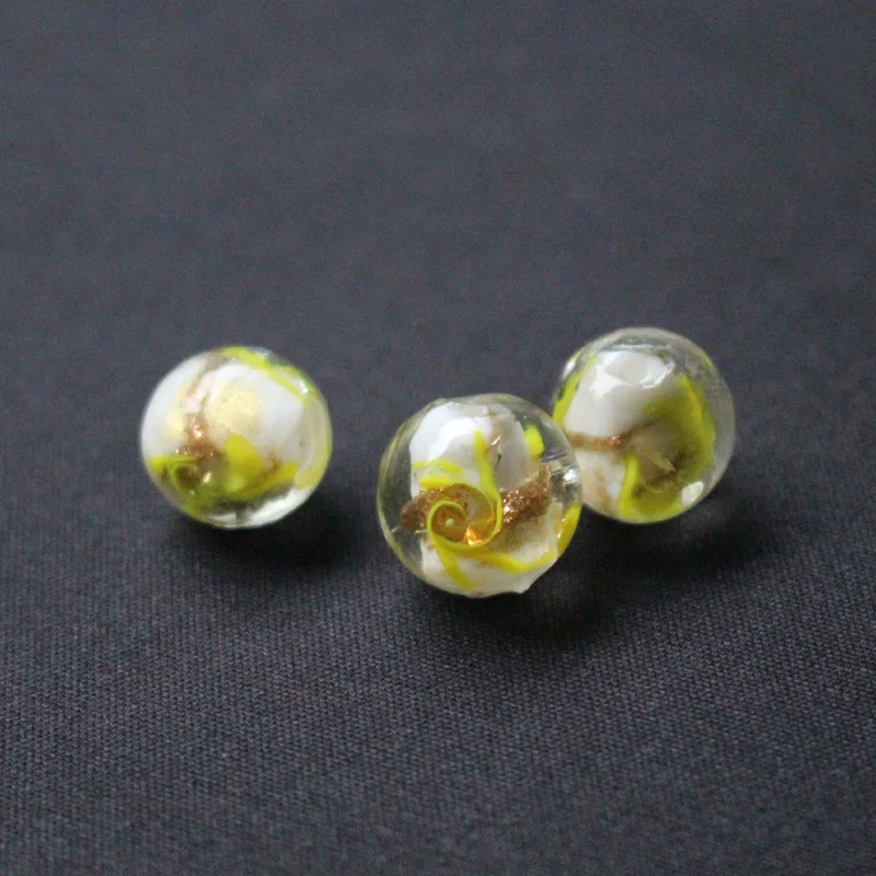 10pcs/lot 12mm 14mm Lampwork Glass Beads With Gold rotation Yellow color for earring necklace making
10pcs/lot 12mm 14mm Lampwork Glass Beads With Gold rotation Yellow color for earring necklace making