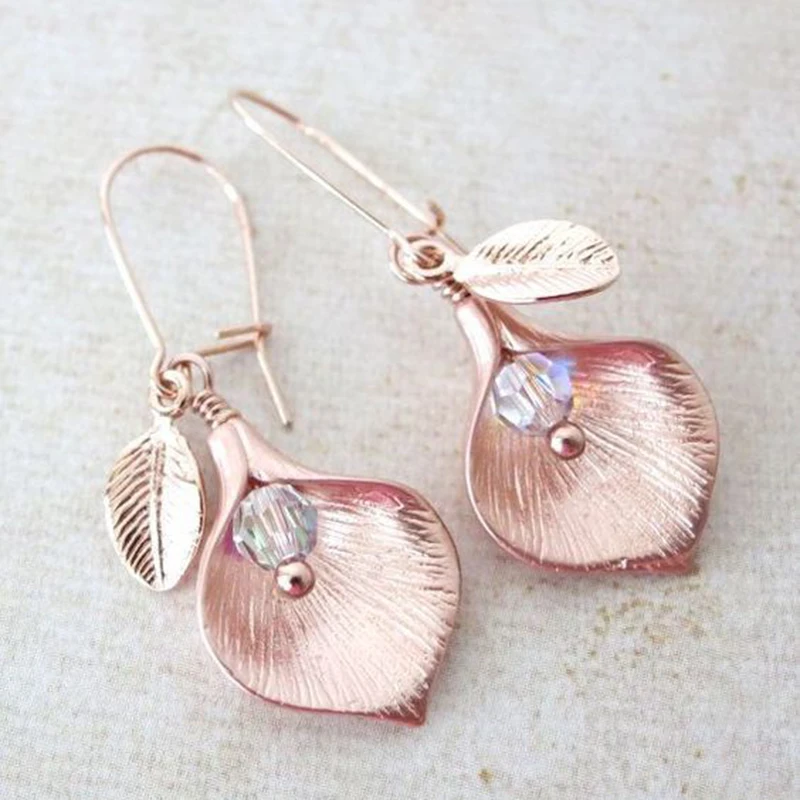 2019 Fashion Orchid Bud Crystal Earrings Chic Jewelry Rose Gold Flower Petal Leaf Drop Earrings Pendientes Femme Z3M233
2019 Fashion Orchid Bud Crystal Earrings Chic Jewelry Rose Gold Flower Petal Leaf Drop Earrings Pendientes Femme Z3M233