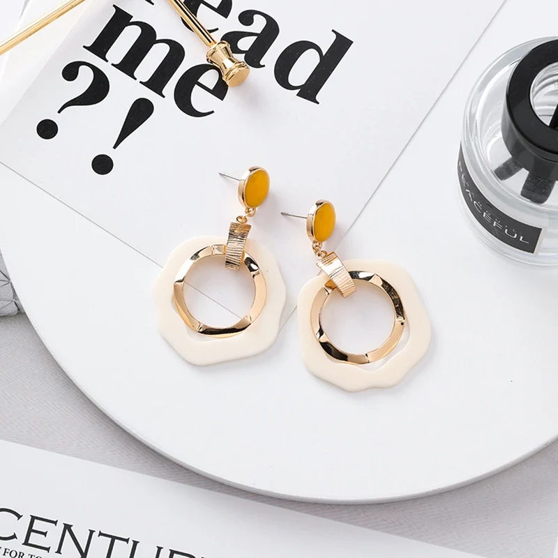 2019 New Korean Earrings Geometric Dangle Earrings For Women pendientes mujer moda Exaggerated Contrast Color Brincos Jewelry
2019 New Korean Earrings Geometric Dangle Earrings For Women pendientes mujer moda Exaggerated Contrast Color Brincos Jewelry