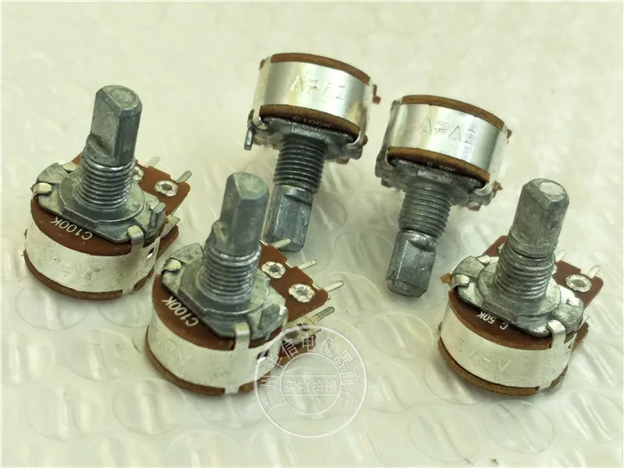 Original new 100% RK163G 148 TYPE double potentiometer C50K C100K with or without step (SWITCH)
Original new 100% RK163G 148 TYPE double potentiometer C50K C100K with or without step (SWITCH)