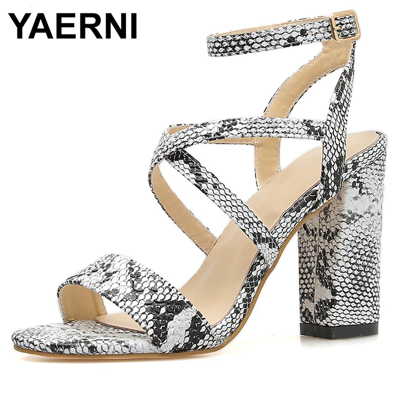 YAERNI2019 Summer New PU Shoes Women Sandals Sexy Open Toe Gladiator High Heels Women Shoes Big Size 41 42 Sandalias mujerE989
YAERNI2019 Summer New PU Shoes Women Sandals Sexy Open Toe Gladiator High Heels Women Shoes Big Size 41 42 Sandalias mujerE989