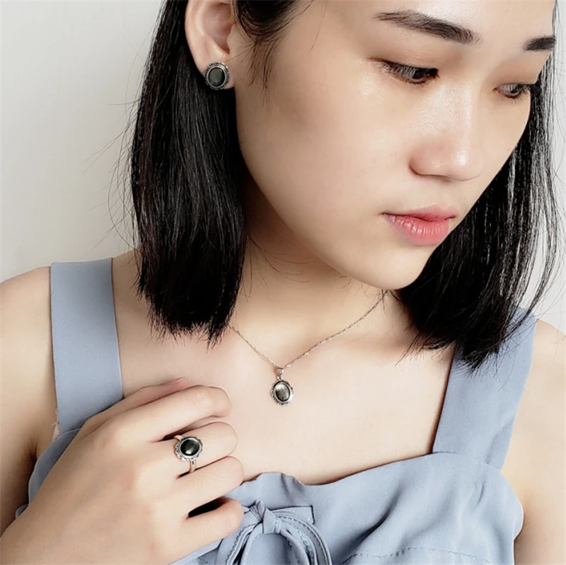Vintage Women Jewelry Set 925 Sterling Silver Black Natural Onyx Stone Oval Stud Earrings Ring Pendant Necklace Lady Elegant Set
Vintage Women Jewelry Set 925 Sterling Silver Black Natural Onyx Stone Oval Stud Earrings Ring Pendant Necklace Lady Elegant Set