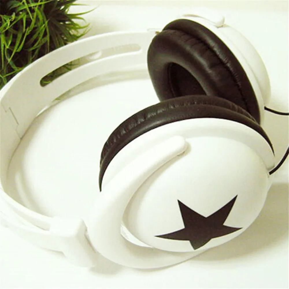 3.5mm Head Type Mega Bass Sports Earphone 1.2M Wired Headphone Headset For MP3 PC Mobile Phone Big Star Headphone Pattern Style
3.5mm Head Type Mega Bass Sports Earphone 1.2M Wired Headphone Headset For MP3 PC Mobile Phone Big Star Headphone Pattern Style