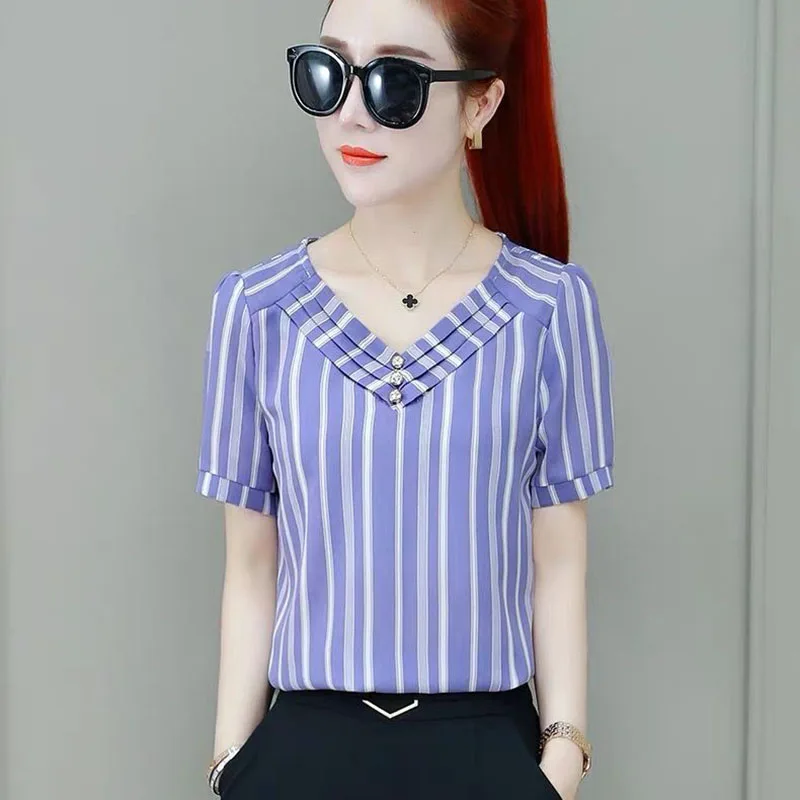 Women Spring Summer Style Chiffon Blouses Shirts Lady Casual Short Sleeve V-Neck Striped Blusas Tops Blue Red DF2676
Women Spring Summer Style Chiffon Blouses Shirts Lady Casual Short Sleeve V-Neck Striped Blusas Tops Blue Red DF2676