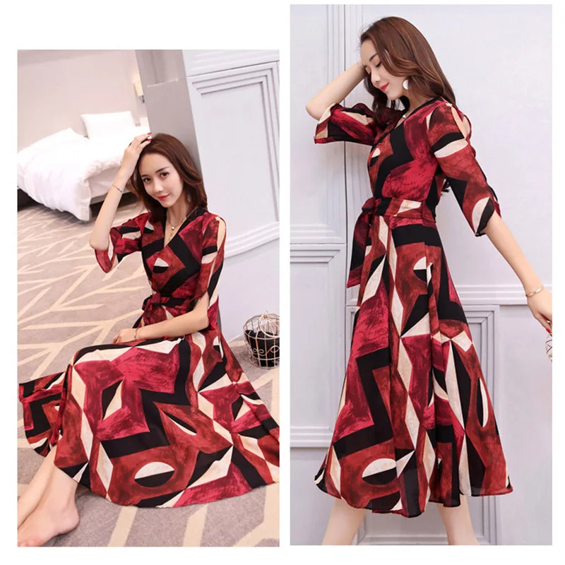 2019 Summer Bohemian Print V-neck Beach Waist Dress Strapless Shoulders Long dress Female Was Thin
2019 Summer Bohemian Print V-neck Beach Waist Dress Strapless Shoulders Long dress Female Was Thin