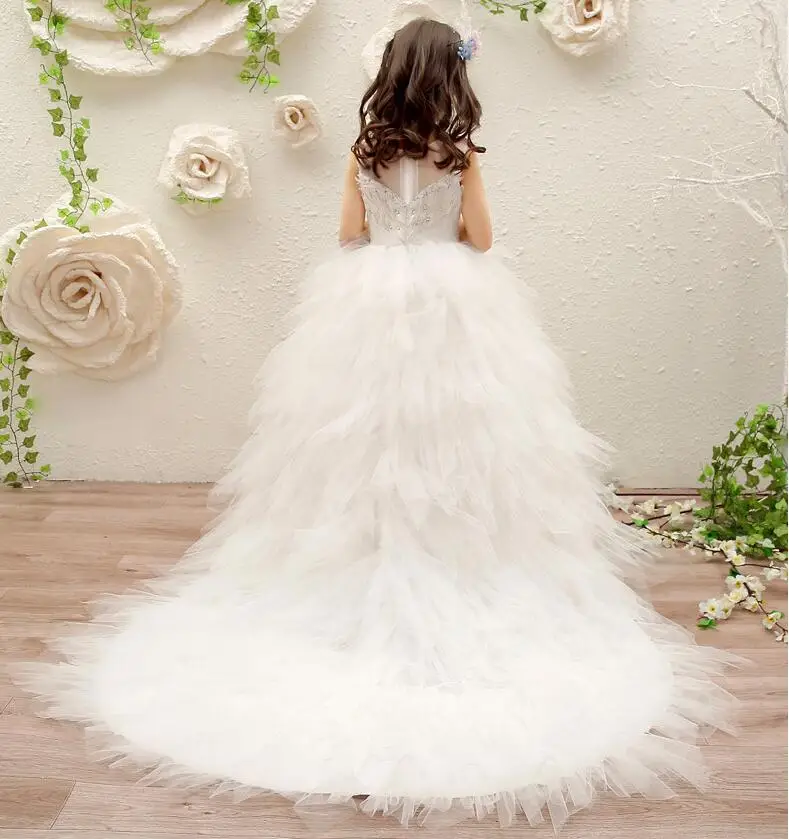 Girls White Wedding Long Trailing Dress Girls Party Dress Birthday Holy Communion Clothing Kids for 3-12 years
Girls White Wedding Long Trailing Dress Girls Party Dress Birthday Holy Communion Clothing Kids for 3-12 years