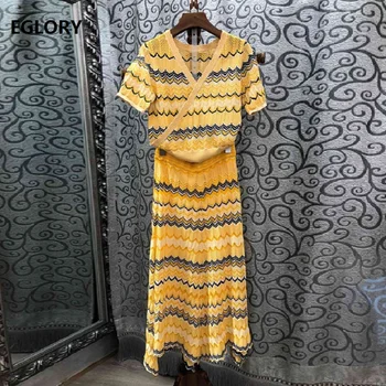 New 2019 Summer Fashion Sweater Suits Women V-Neck Wave Patterns Pullover Sweater+Mid-Calf Knitted Skirt Set Casual Knitwear
New 2019 Summer Fashion Sweater Suits Women V-Neck Wave Patterns Pullover Sweater+Mid-Calf Knitted Skirt Set Casual Knitwear