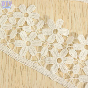 6.5cm Width Flower Embroidered Applique Venise Lace DIY Apparel Fabric Craft Polyester Sewing Trims
6.5cm Width Flower Embroidered Applique Venise Lace DIY Apparel Fabric Craft Polyester Sewing Trims