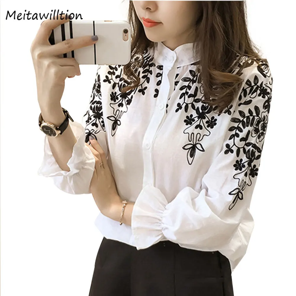 2019 Embrodiery Blouse Shirts Cotton Linen Plus Size Tops 5XL Black White Shirt Embroidered Tops Autumn Fashion Female Clothing
2019 Embrodiery Blouse Shirts Cotton Linen Plus Size Tops 5XL Black White Shirt Embroidered Tops Autumn Fashion Female Clothing