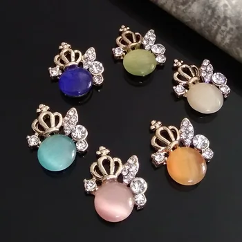 2016New 100Pcs Opal Small Crown Rhinestone Button for DIY Phone case and DIY Sewing Craft hair accessories PLY37
2016New 100Pcs Opal Small Crown Rhinestone Button for DIY Phone case and DIY Sewing Craft hair accessories PLY37