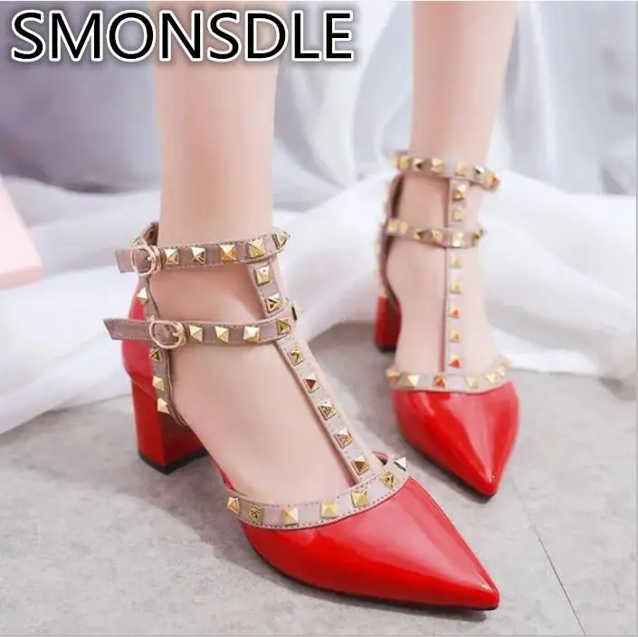 SMONSDLE 2018 summer new style head rivet pointed shallow mouth thick with a word buckle with anti-slip sandals female A369
SMONSDLE 2018 summer new style head rivet pointed shallow mouth thick with a word buckle with anti-slip sandals female A369