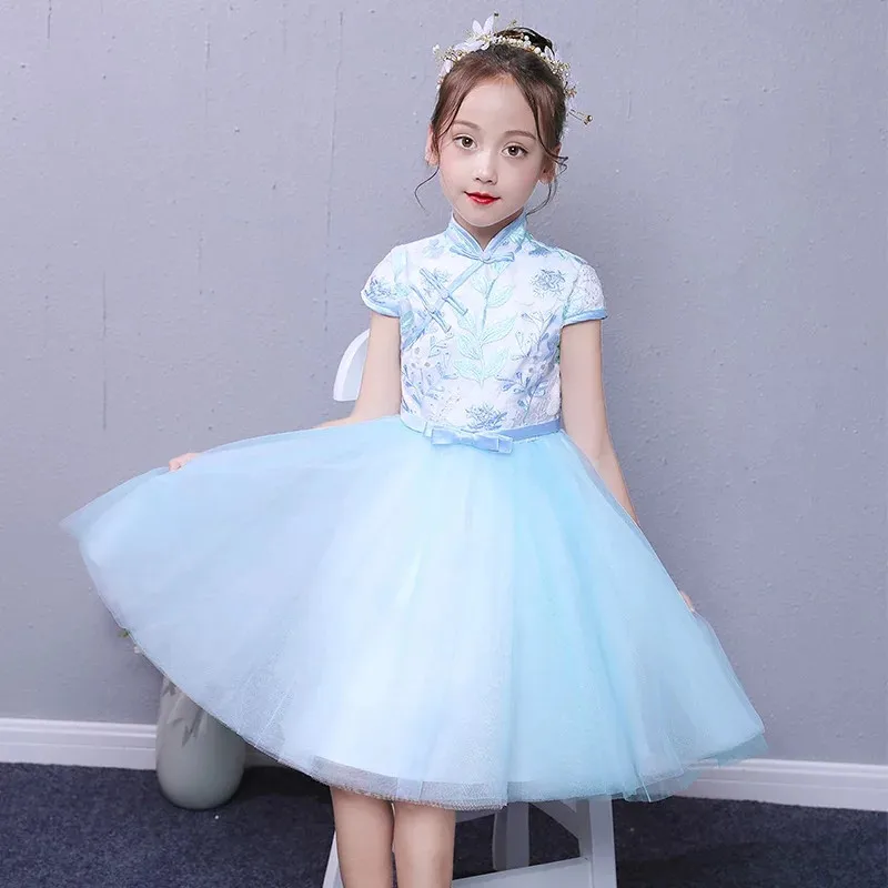 2018 Summer New Chinese Traditional Qipao Embroidery Flowers Birthday Wedding Party Dress Baby Kids Host Piano Pageant Dress
2018 Summer New Chinese Traditional Qipao Embroidery Flowers Birthday Wedding Party Dress Baby Kids Host Piano Pageant Dress