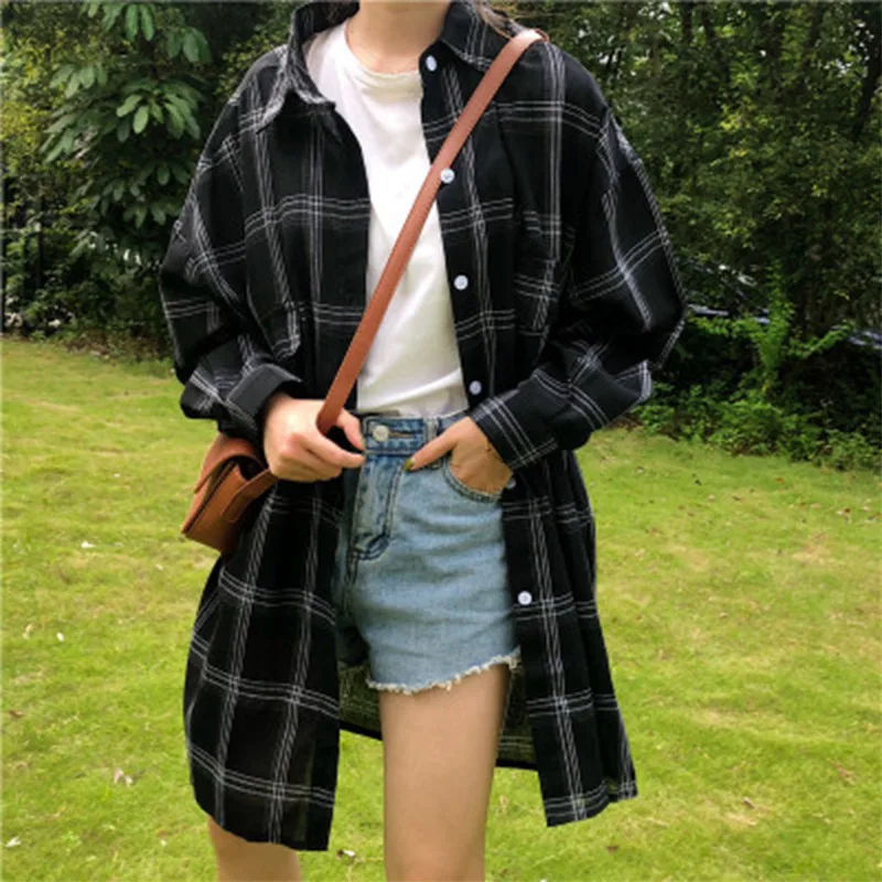 Plaid Harajuku Womens Long Blouse Shirt Black Button Loose Casual Student Preppy Blouses Female 2019 Spring Fashion Woman Tops
Plaid Harajuku Womens Long Blouse Shirt Black Button Loose Casual Student Preppy Blouses Female 2019 Spring Fashion Woman Tops