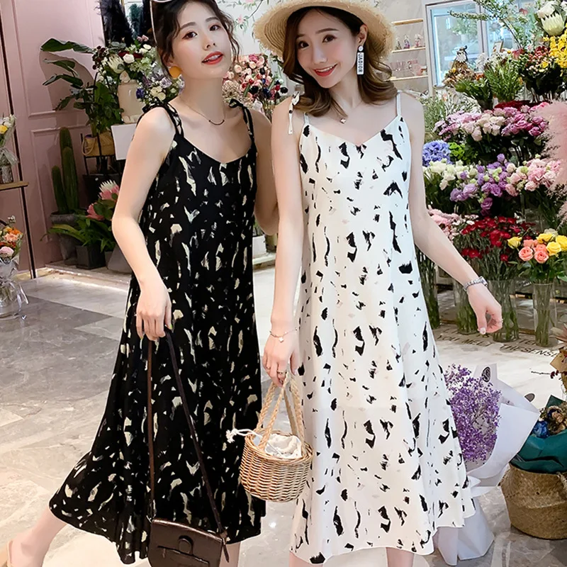 Sexy Women Maxi Dress Loose V-neck Sling Long Dresses 2019 Summer Fashion Print Vest Dress Female
Sexy Women Maxi Dress Loose V-neck Sling Long Dresses 2019 Summer Fashion Print Vest Dress Female
