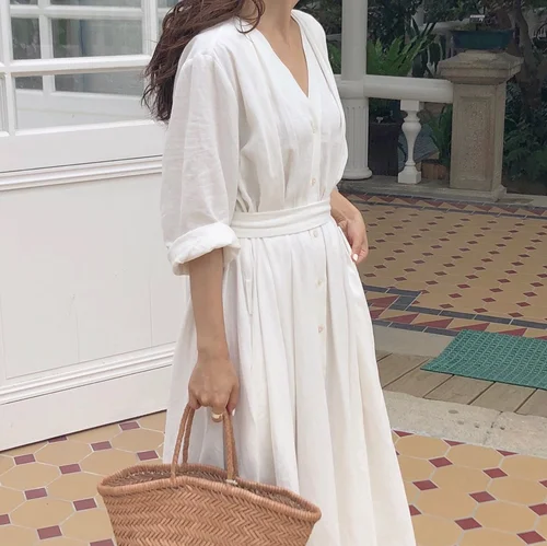 Korean Elegant Drawstring Single Breasted White Robe Vintage Deep V-neck Loose Super Size Women's Dresses Brief Drees Long
Korean Elegant Drawstring Single Breasted White Robe Vintage Deep V-neck Loose Super Size Women's Dresses Brief Drees Long