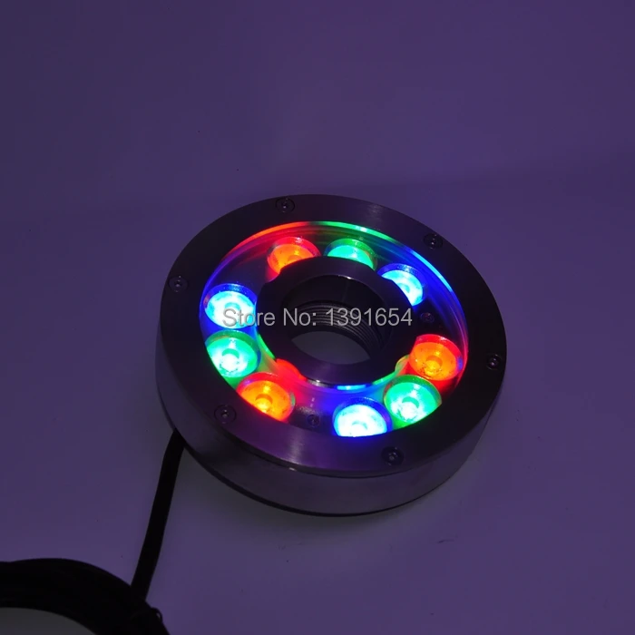 underwater light386.jpg