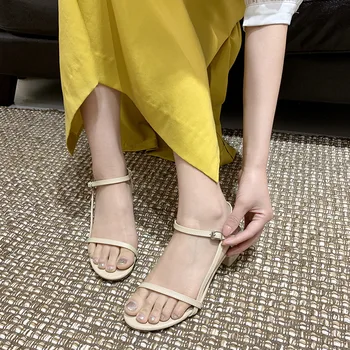 2019 summer new style with heel buckle with size code 33-43 open toe wild sandals women
2019 summer new style with heel buckle with size code 33-43 open toe wild sandals women